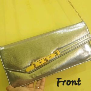 Silver Sling Bag👜