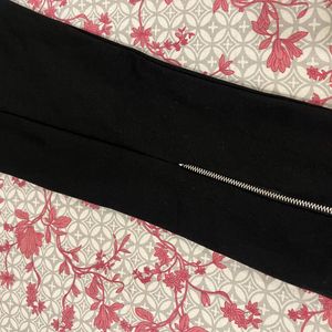 Stretchable Black Leggings!