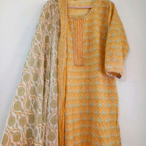 3 Pies Kurtha Set