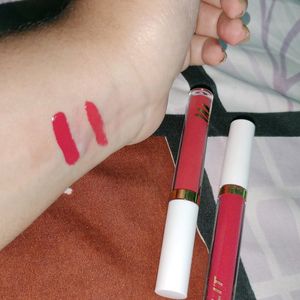 Myglamm Lipsticks set of 2 As Shown In The Picture