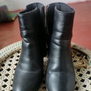 Black Boots