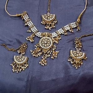 Moti Set With Long Earings N Tikka