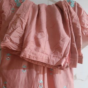 NEW BEAUTIFUL MIRROR WORK PINK💓💕 KURTA PLAZZOSET