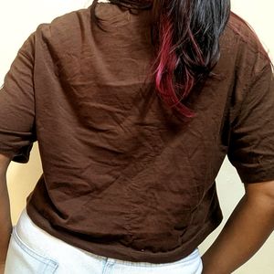 Beautiful Brown Crop Tshirt 🤎🤍