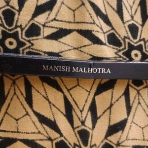 Myglamm Manish Malhotra Lip Liner