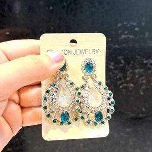 Silver Stone Earrings Pair