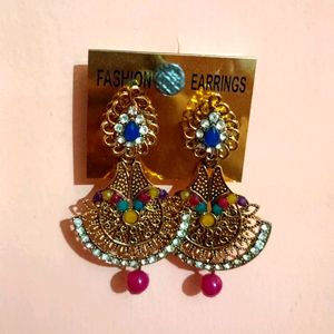 😍 Beautiful earrings with multi Color😍