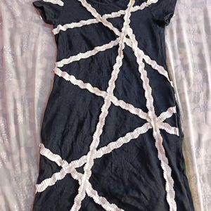 30rs Off🎉 Black & White Bodycon Dress (Women's)