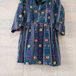 Short Kurti