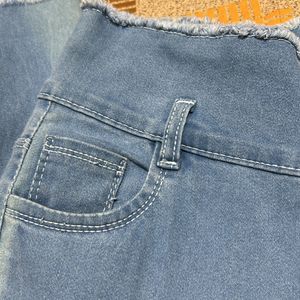 Classic Bootcut Jeans - Size 34