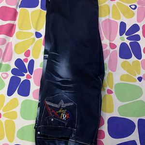 Used Dark Blue Coloured Capri