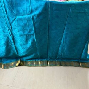 Blue Silk Blend Saree With Blouse