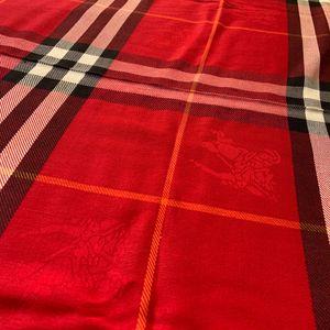 Burberry shawl/stole