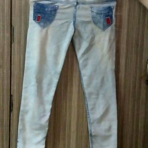 Comfortable Strectable bluejeans