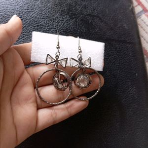 Earings