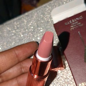 Charlotte Tilbury Kissing 90s Pink