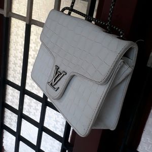 White sling Bag Cute