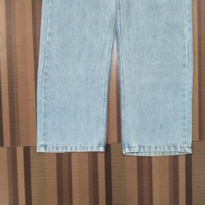 U-85 Size 28 Straight Women Denim Jeans