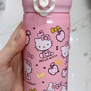 Kawaii🎀Hello Kitty Water bottle