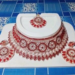 Attractive Necklace Set