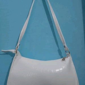 Elite Classy Women Slingbags