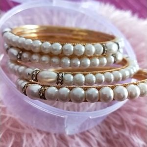 Moti Bangles Set Of 4 With Box