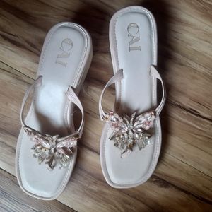 Cai Butterfly Sandals Size 41