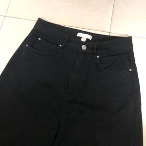 H&M Black Mom High Waisted Jeans