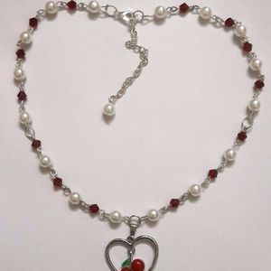 Elegant Cherry Pearl Necklace