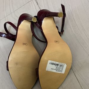 Maroon High Heels - 38 Size