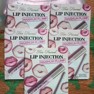 Too Faced Lip Injection Maximum Plumbing