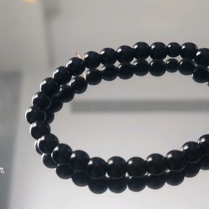 BEADED BLACK BRACELET