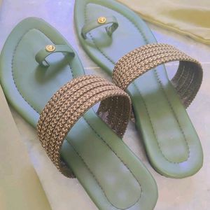 Olive Flat Sandals At Cheap Price