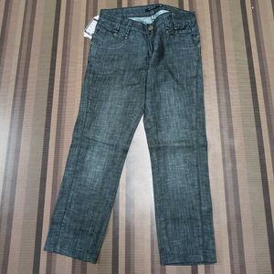 Z-101 Size 30 Straight Women Denim Jeans