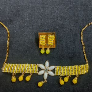 Yellow Floral Shimmer Choker Set For Haldi !