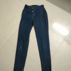 Women skinny jeans