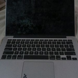 Macbook Pro Without Display RAM And Charger