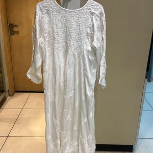 White Cotton Satin Chikan Kurta