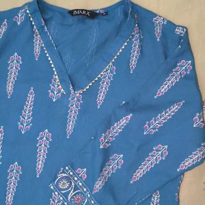 Straight V- Neck Printed Kurti