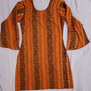 Bhagwa Kurta