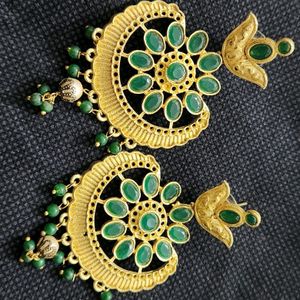 Beautiful Green Earrings