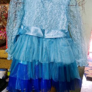 Layered Net Girls Frock With Satin Lining