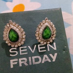 Earrings With Free Necklace