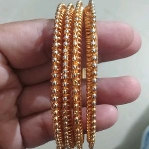 4 Bangle Set