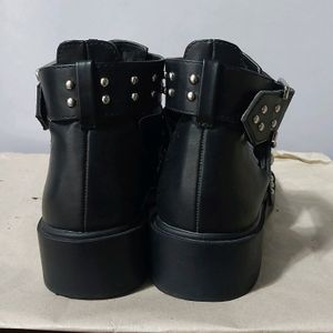 Open Sided Boots