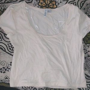 H&M CREAM CROP TOP TEE