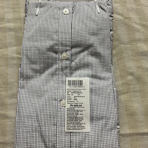 Men Small Checked Shirt Of 40 Inch