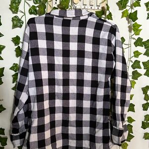 Black and white Plaid t-shirt