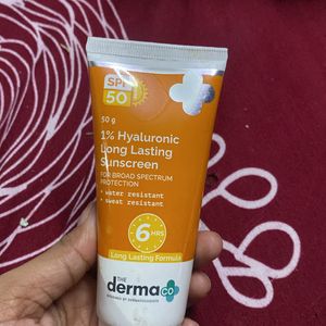 Derma Co 1% Hyaluronic Long Lastic Sunscreen