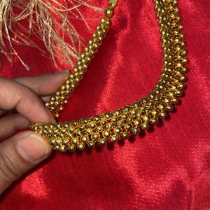 Traditional Golden Choker With Earrings